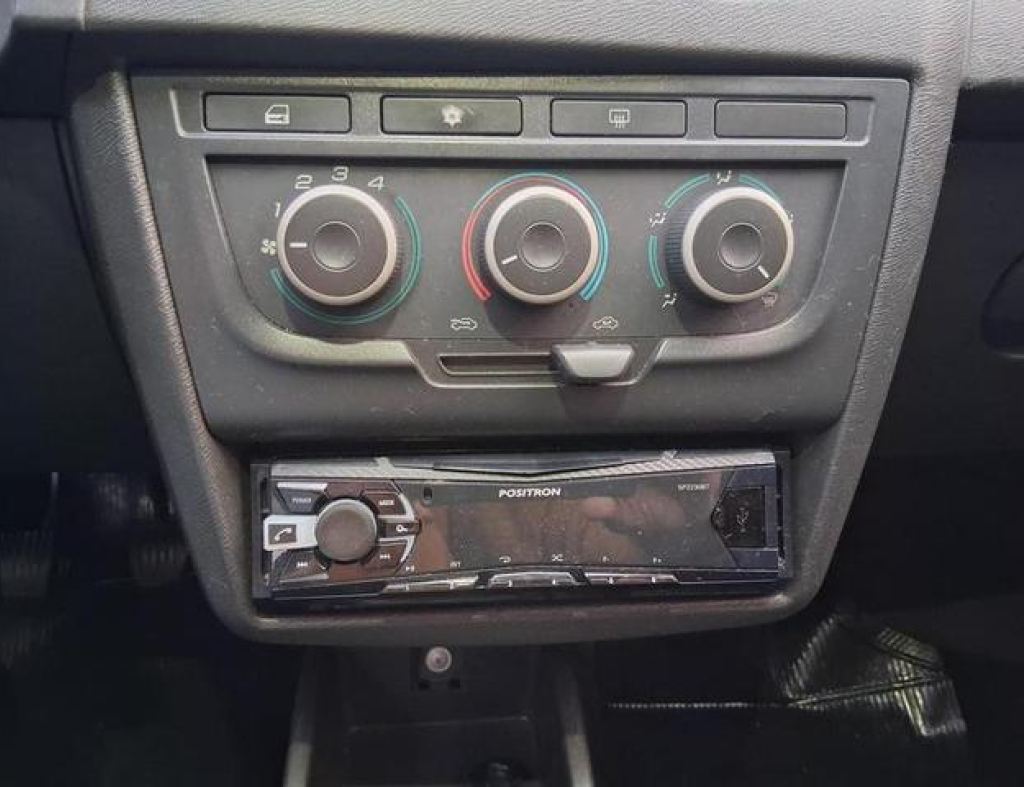 Chevrolet / Celta Lt 1.0 Flex 4 Portas Modelo 2013 imagem 13