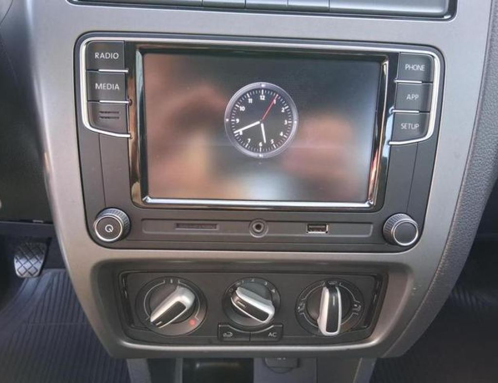 Volkswagen / Fox Trendline 1.6 Flex 4 Portas Modelo 2018 imagem 16