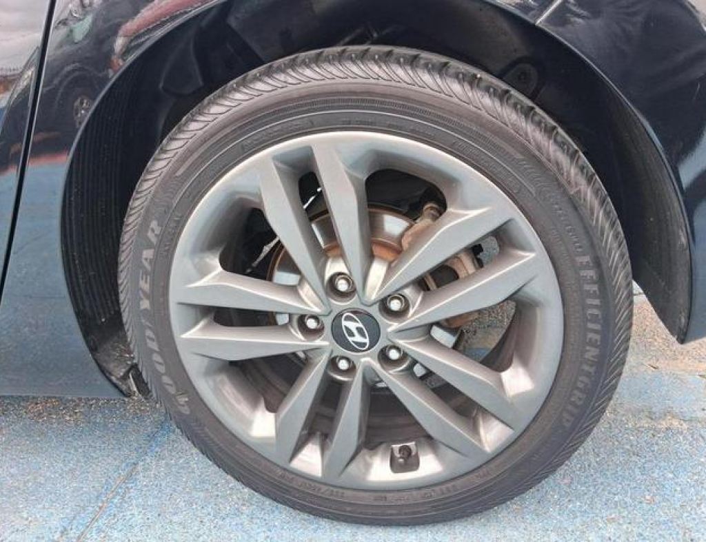 Hyundai / I30 1.8 Automático Flex 4 Portas Modelo 2016 imagem 9
