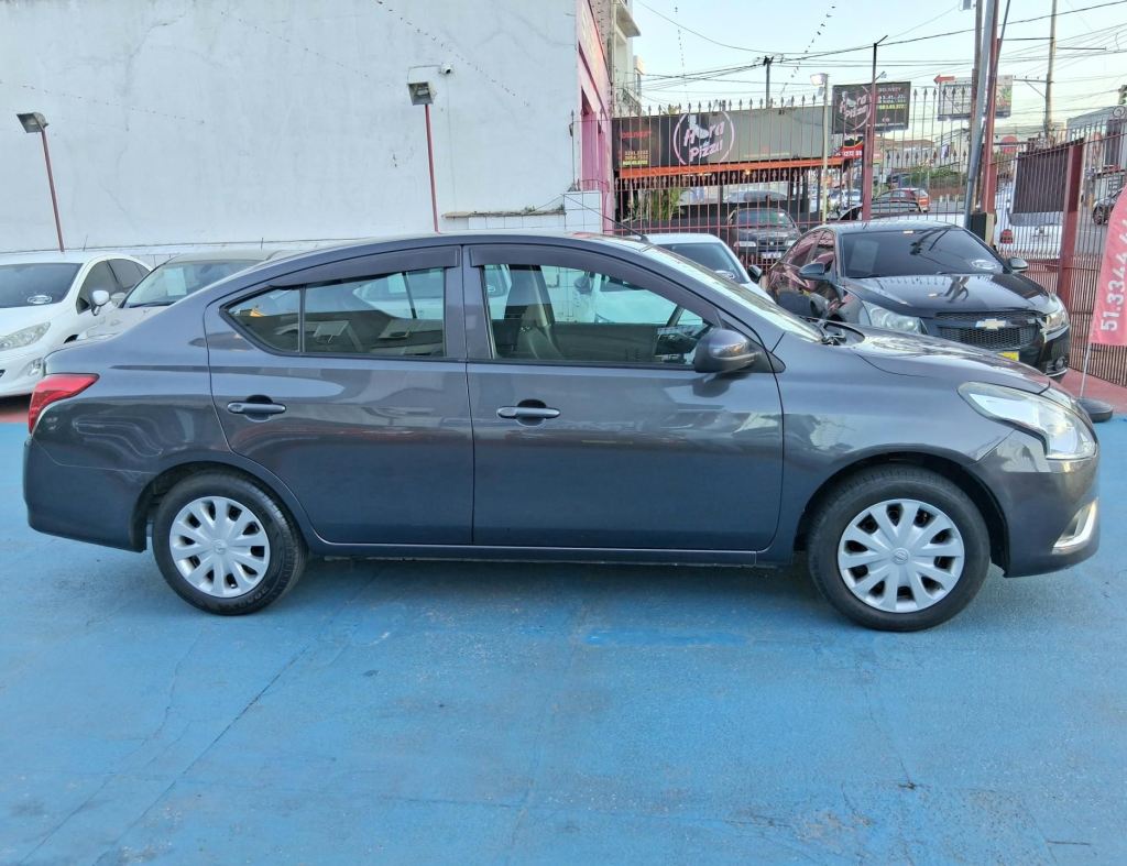 Nissan Versa 1.0 Flexstart 4 Portas Modelo 2020 imagem 1