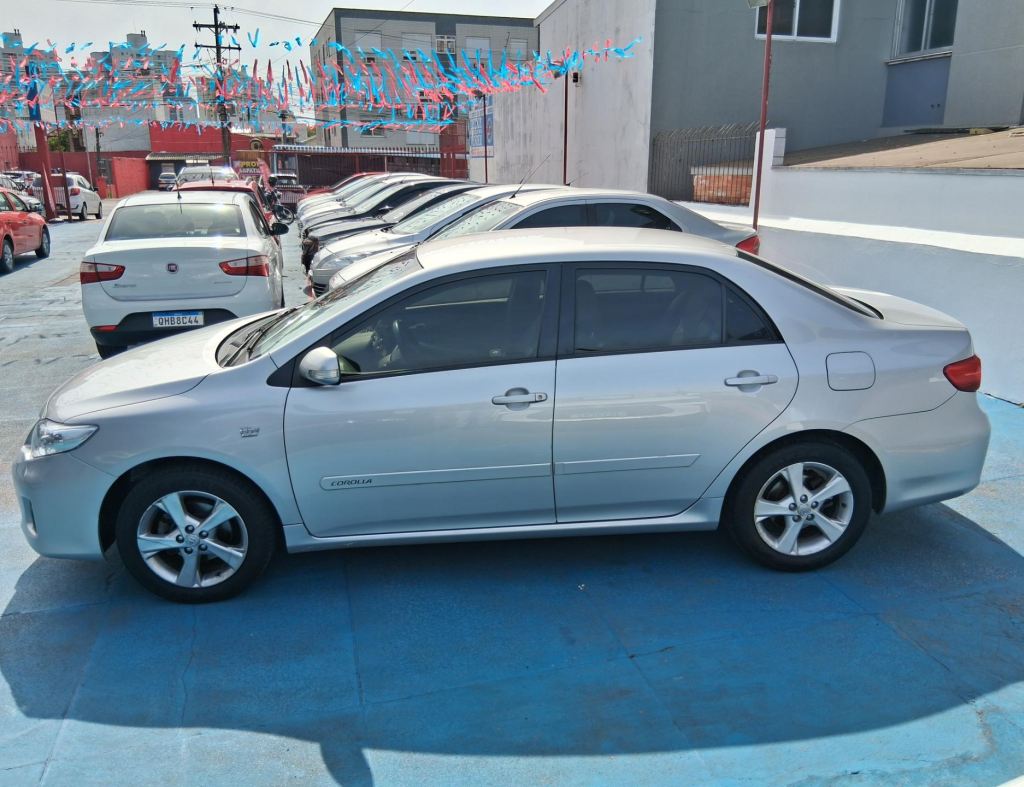 Toyota Corolla Xei 2.0 Automatico Flex 4 Portas Modelo 2013 imagem 6