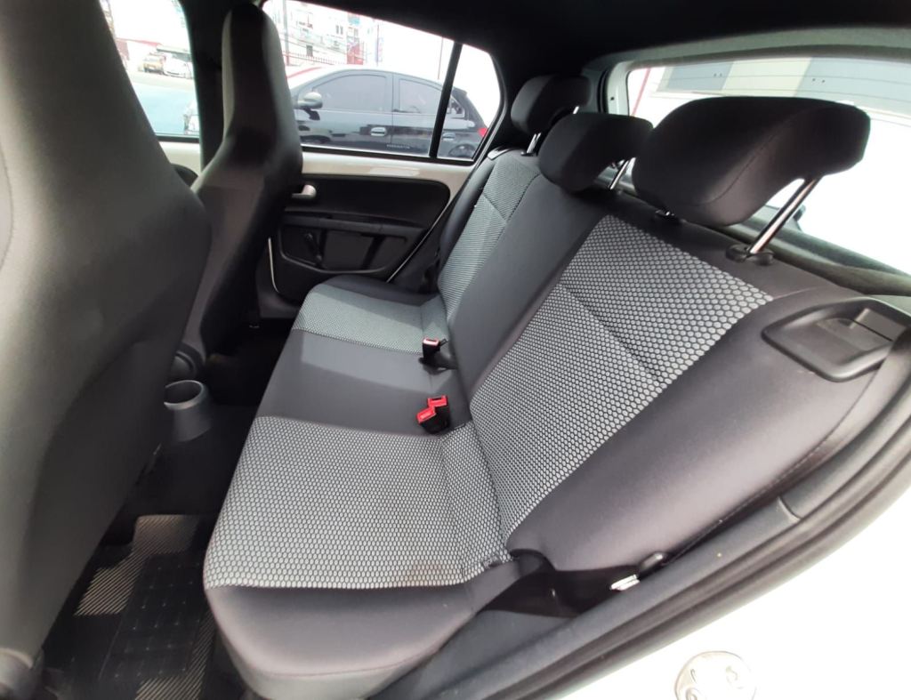 Volkswagen Up Track 1.0 12V 5P 2017 imagem 14