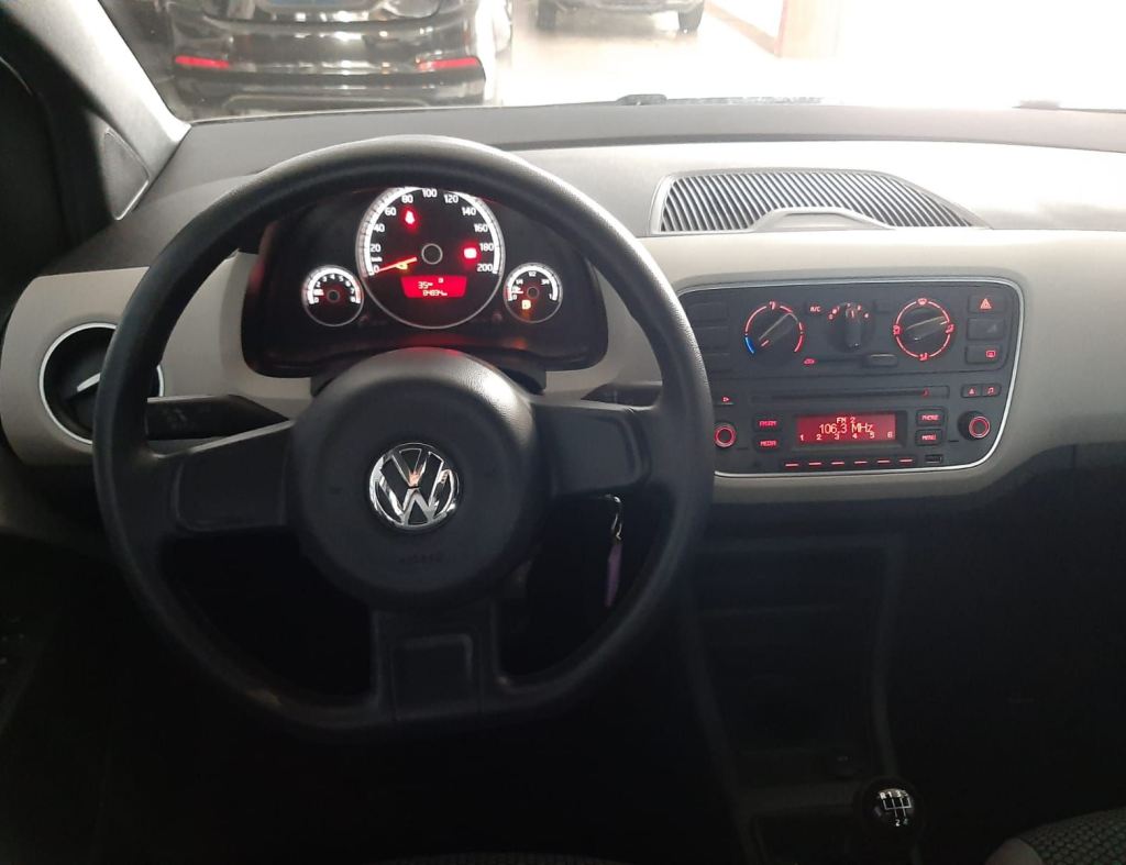 Volkswagen Up Track 1.0 12V 5P 2017 imagem 15