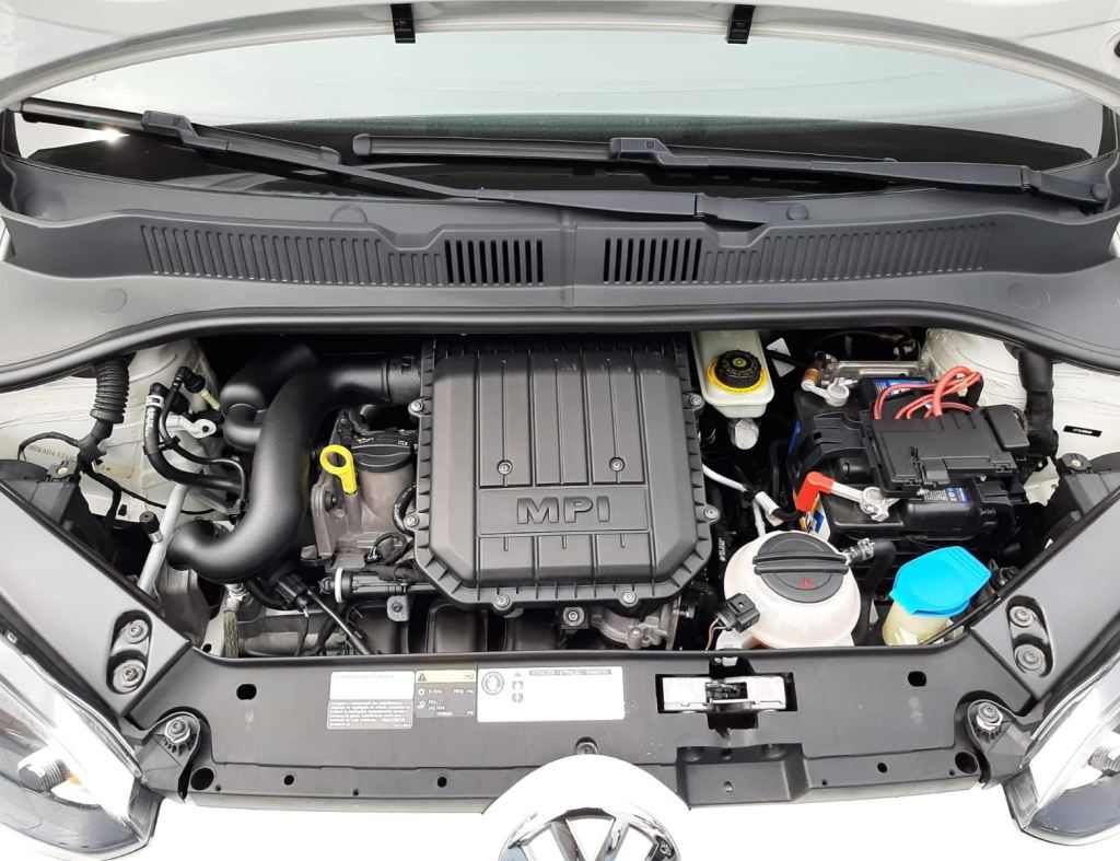 Volkswagen Up Track 1.0 12V 5P 2017 imagem 21
