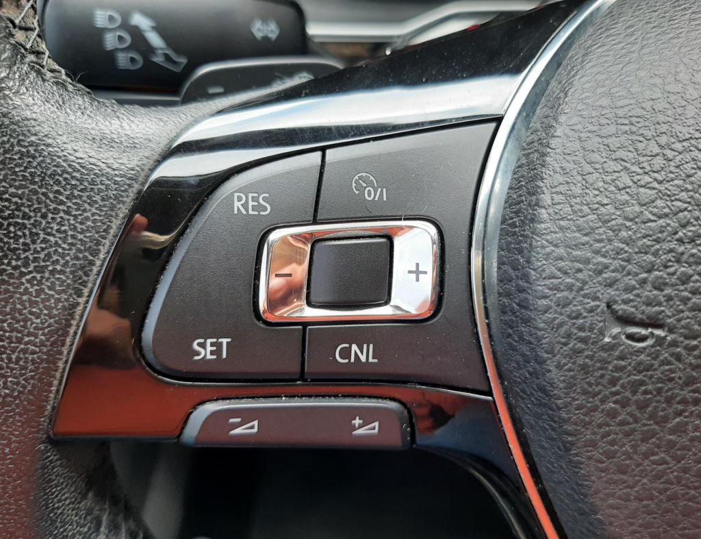 Volkswagen Polo 200 Tsi 1.0 Automatico Flex 4 Portas Modelo 2019 imagem 16