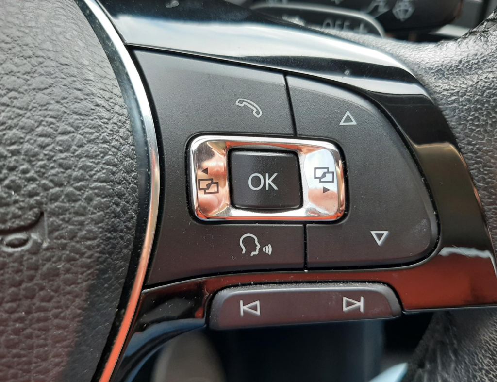 Volkswagen Polo 200 Tsi 1.0 Automatico Flex 4 Portas Modelo 2019 imagem 17