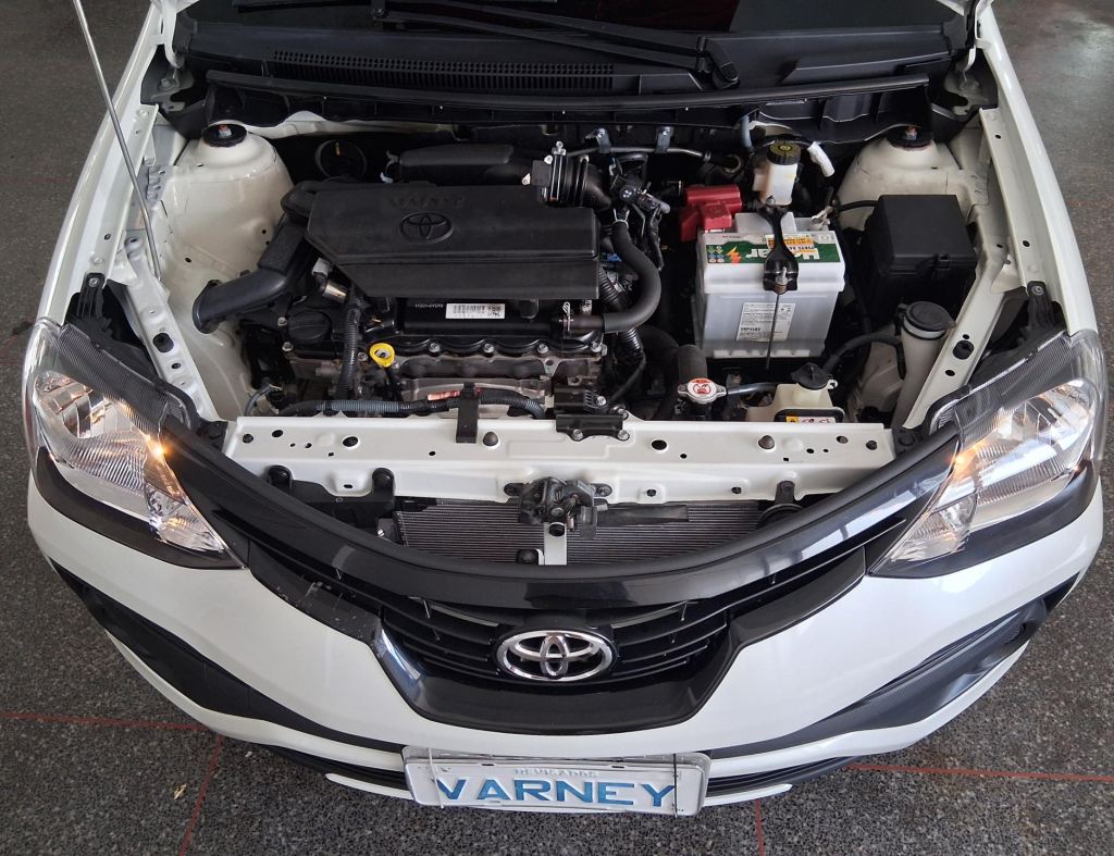 Toyota Etios X 1.3 Flex 4 Portas Modelo 2019 imagem 16