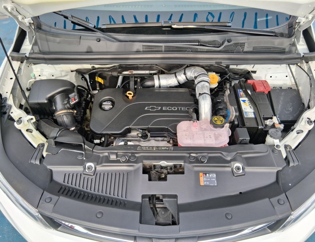 Chevrolet Tracker Premier 1.4 Automatica Flex 4 Portas Modelo 2018 imagem 25