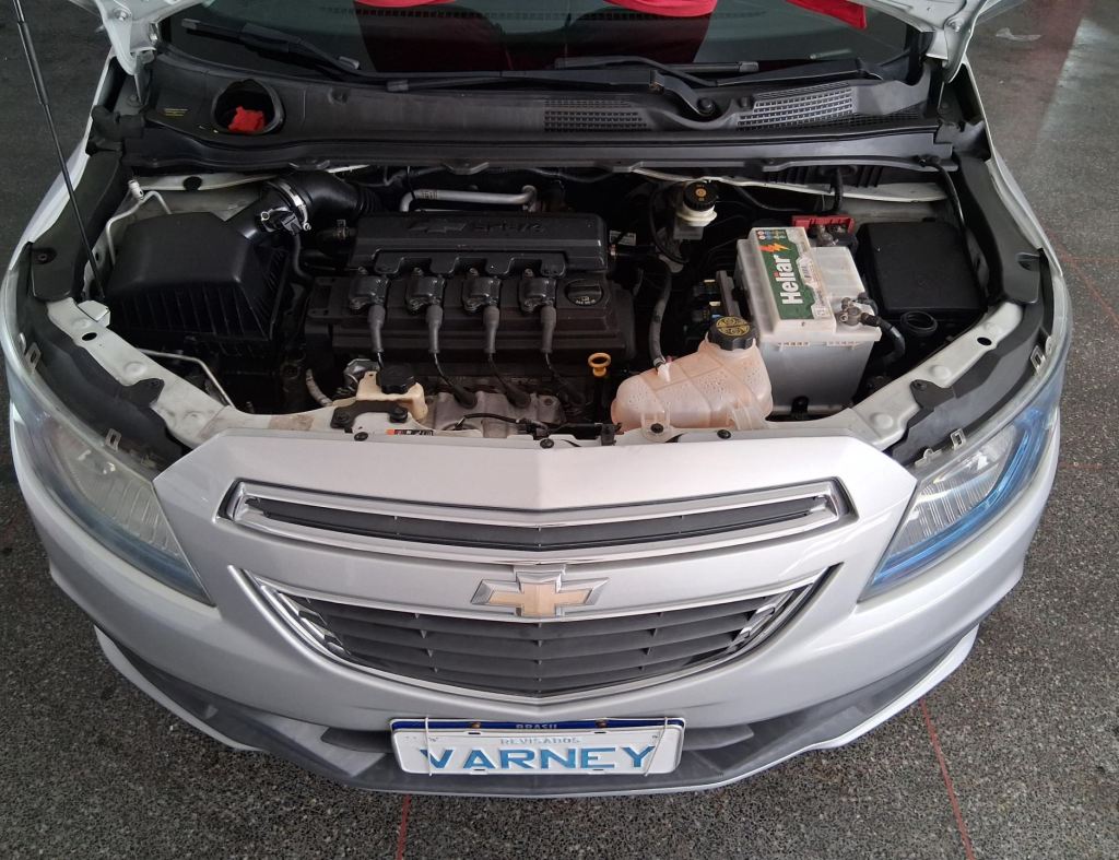 Chevrolete Prisma Ltz 1.4 Flex 4 Portas Modelo 2013 imagem 10