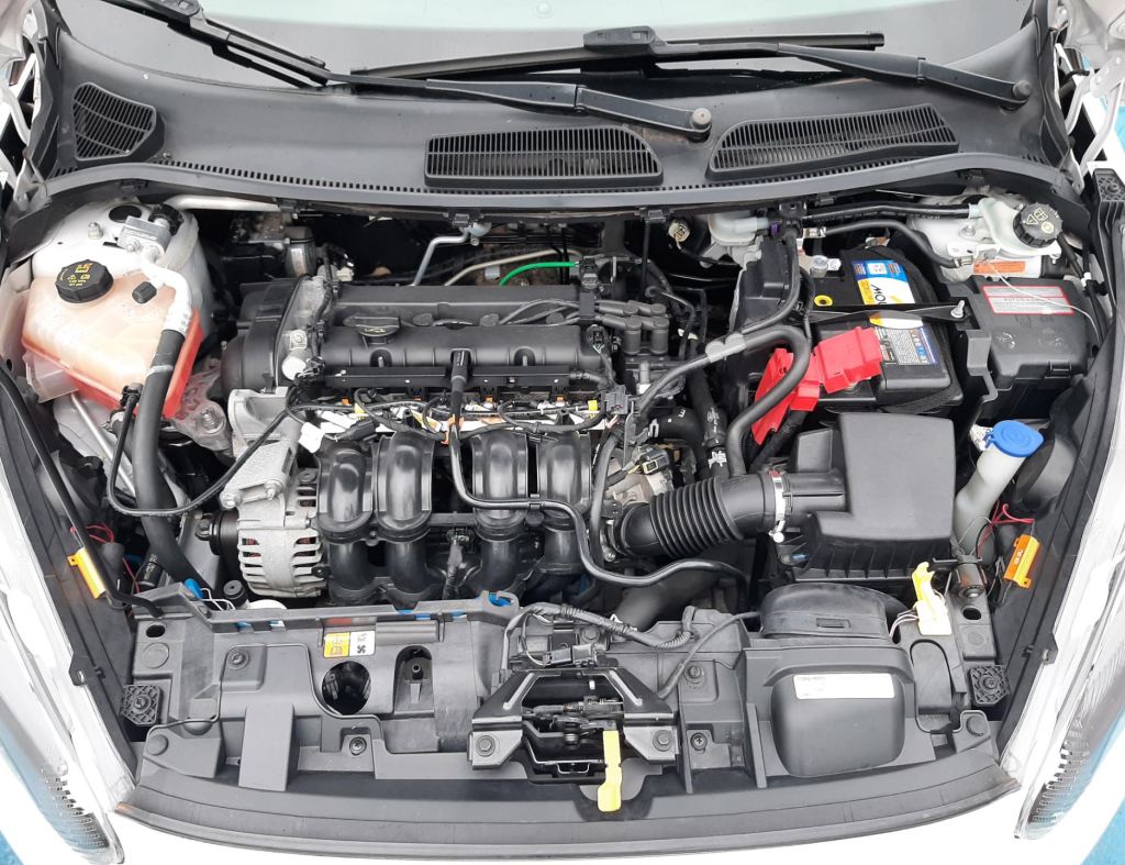 Ford New Fiesta Hatch Sel 1.6 Automatico Flex 4 Portas Modelo 2017 imagem 11