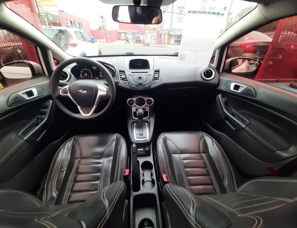 Ford New Fiesta Hatch Sel 1.6 Automatico Flex 4 Portas Modelo 2017 imagem 14