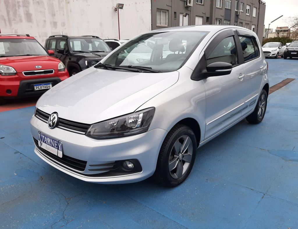 Volkswagen Fox Connect 1.6 Flex 4 Portas Modelo 2020 imagem 2