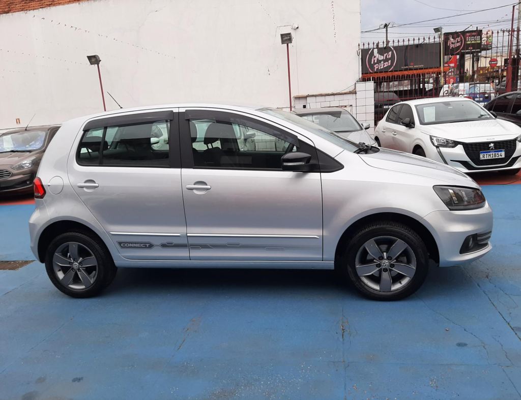 Volkswagen Fox Connect 1.6 Flex 4 Portas Modelo 2020 imagem 3