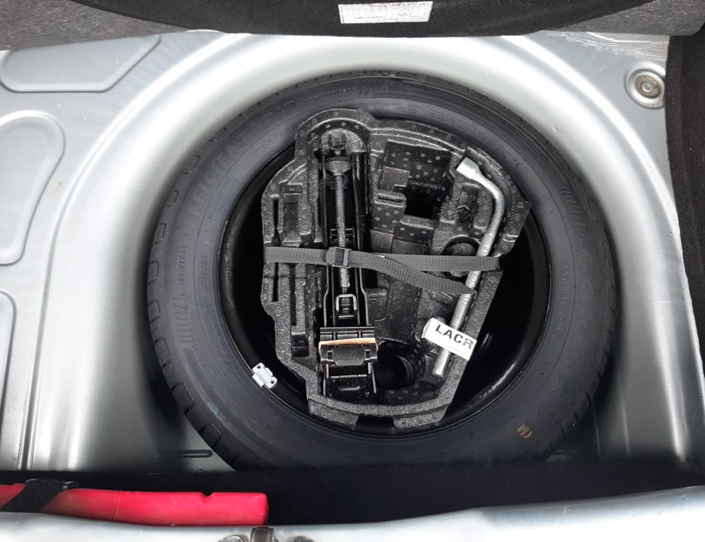 Volkswagen Fox Connect 1.6 Flex 4 Portas Modelo 2020 imagem 12