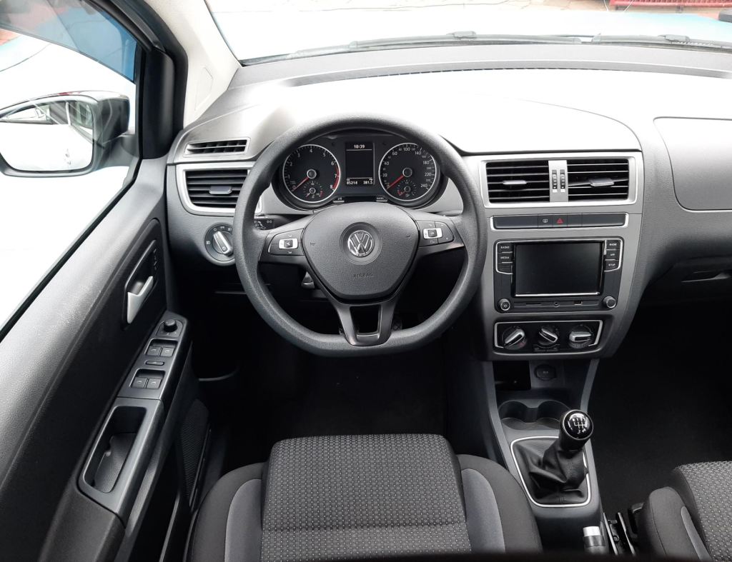 Volkswagen Fox Connect 1.6 Flex 4 Portas Modelo 2020 imagem 17