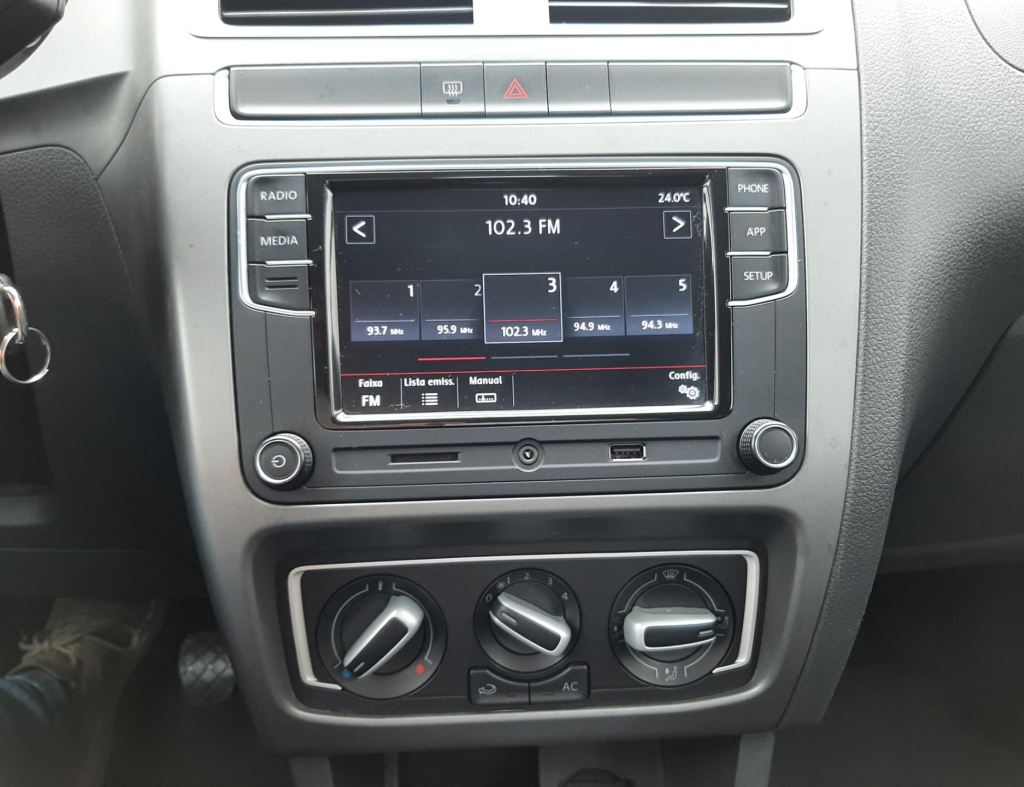 Volkswagen Fox Connect 1.6 Flex 4 Portas Modelo 2020 imagem 19