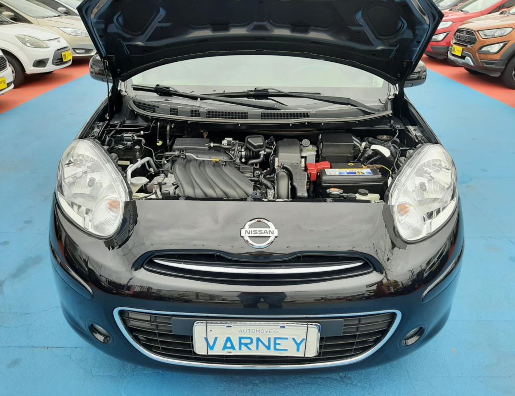 Nissan March Sv 1.6 Flex 4 Portas Modelo 2014 imagem 11
