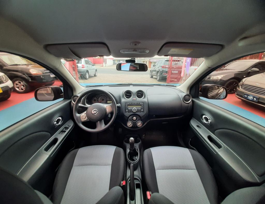 Nissan March Sv 1.6 Flex 4 Portas Modelo 2014 imagem 13