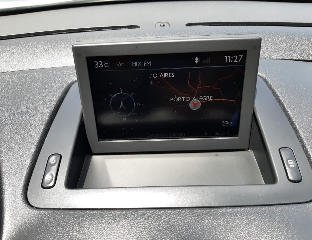 Peugeot 308 Roland Garros 1.6 Turbo Automatico Flex 4 Portas Modelo 2015 imagem 21