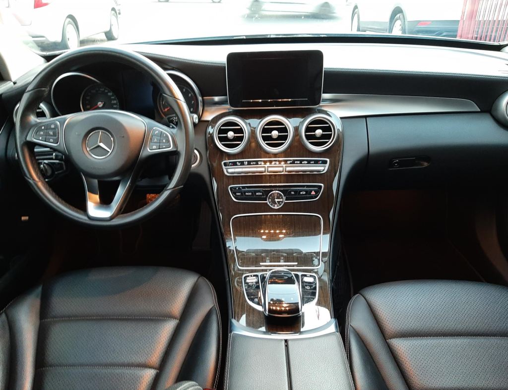 Mercedes-Benz C-180 Exclusive 1.6 Turbo Modelo 2015 imagem 14