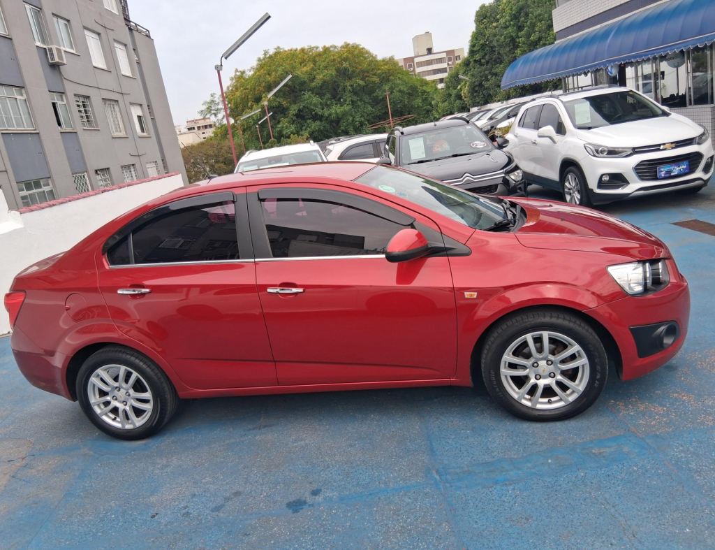 Chevrolet Sonic Ltz 1.6 Automatico Flex 4 Portas Modelo 2012 imagem 3