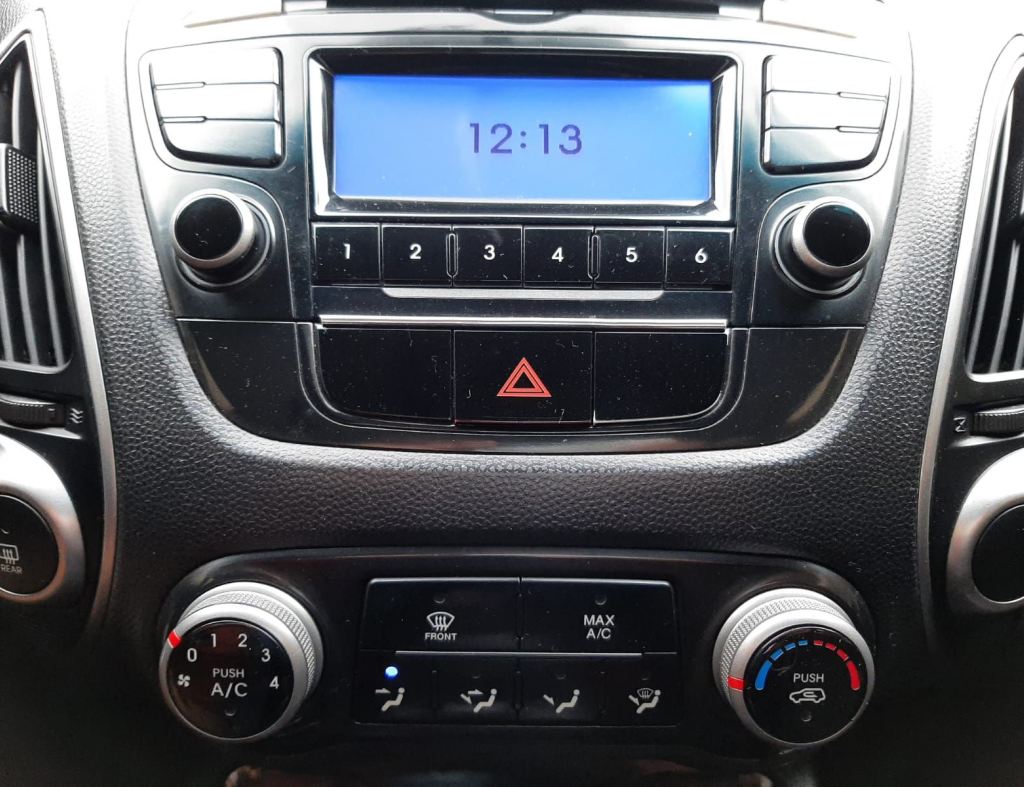 Hyundai Ix35 2.0 Automatico Flex 4 Portas Modelo 2012 imagem 20