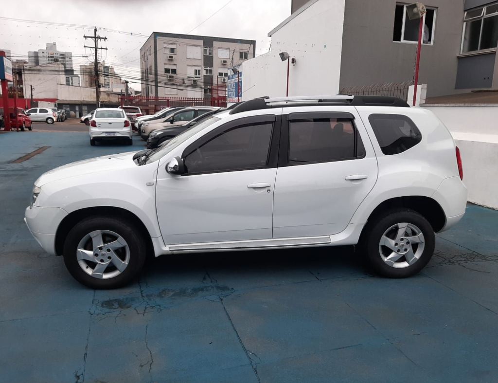 Renault Duster Dinamique 2.0 Automatica Flex 4 Portas Modelo 2014 imagem 4