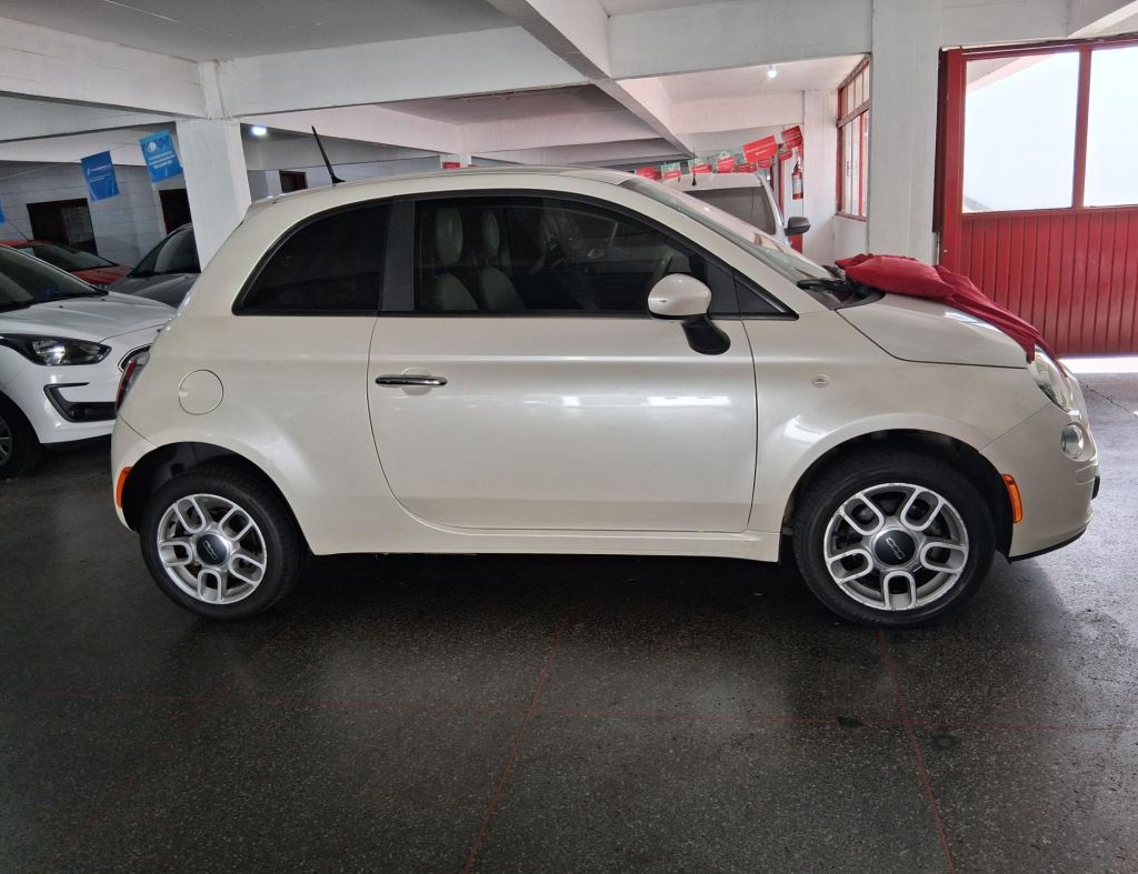 Fiat 500 Cult 1.4 Flex 2 Portas Modelo 2013 imagem 7