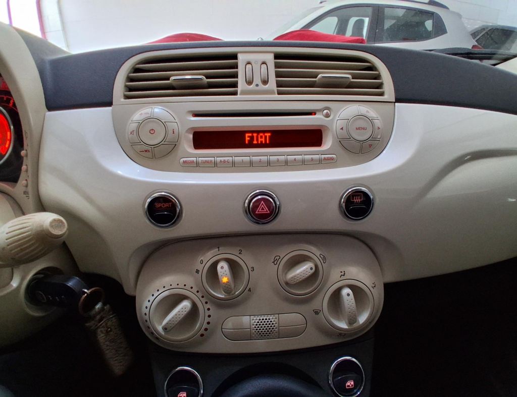 Fiat 500 Cult 1.4 Flex 2 Portas Modelo 2013 imagem 10