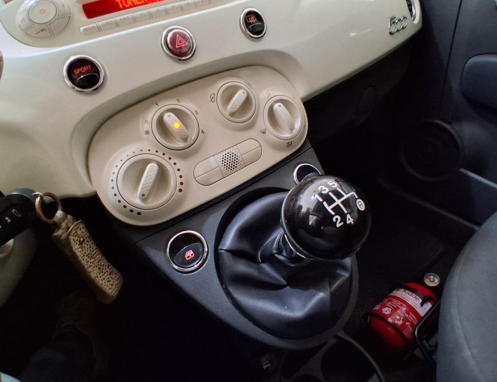 Fiat 500 Cult 1.4 Flex 2 Portas Modelo 2013 imagem 13