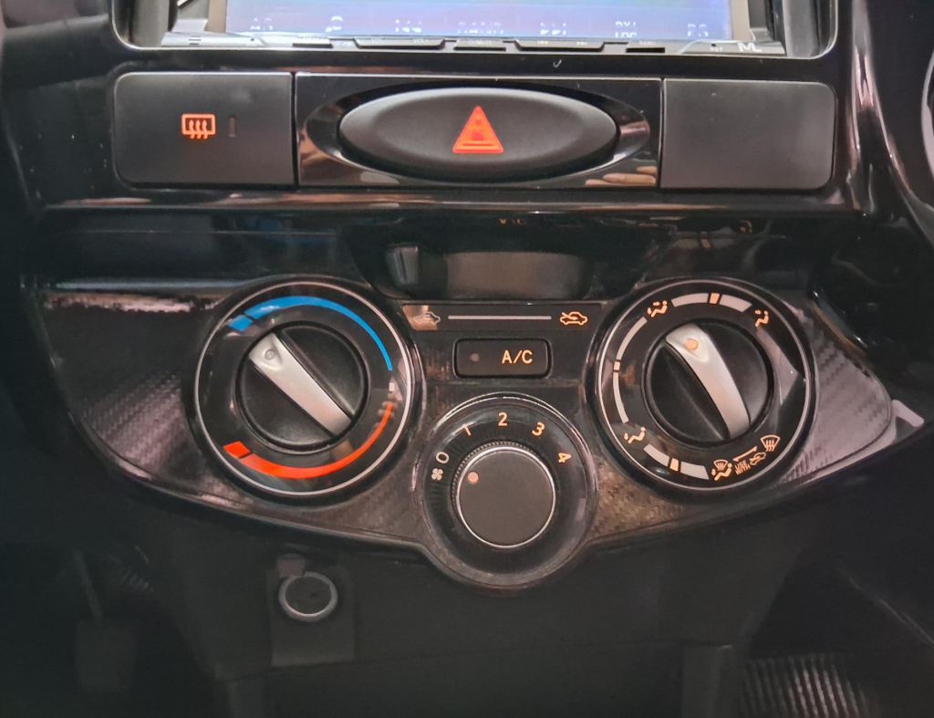 Toyota Etios Hatch X 1.3 Flex 4 Portas Modelo 2019 imagem 15