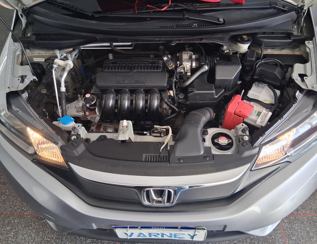Honda Fit Lx 1.5 Automatico Flex 4 Portas Modelo 2017 imagem 9