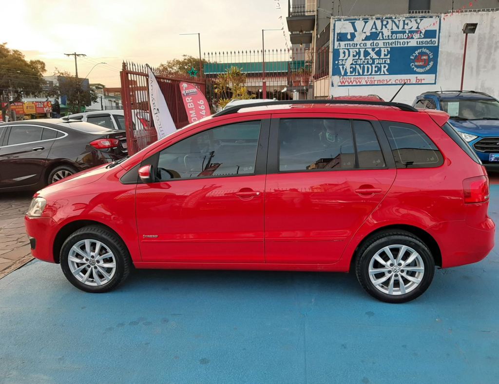 Volkswagen Spacefox Trend Gii 1.6 Flex 4 Portas Modelo 2013 imagem 4