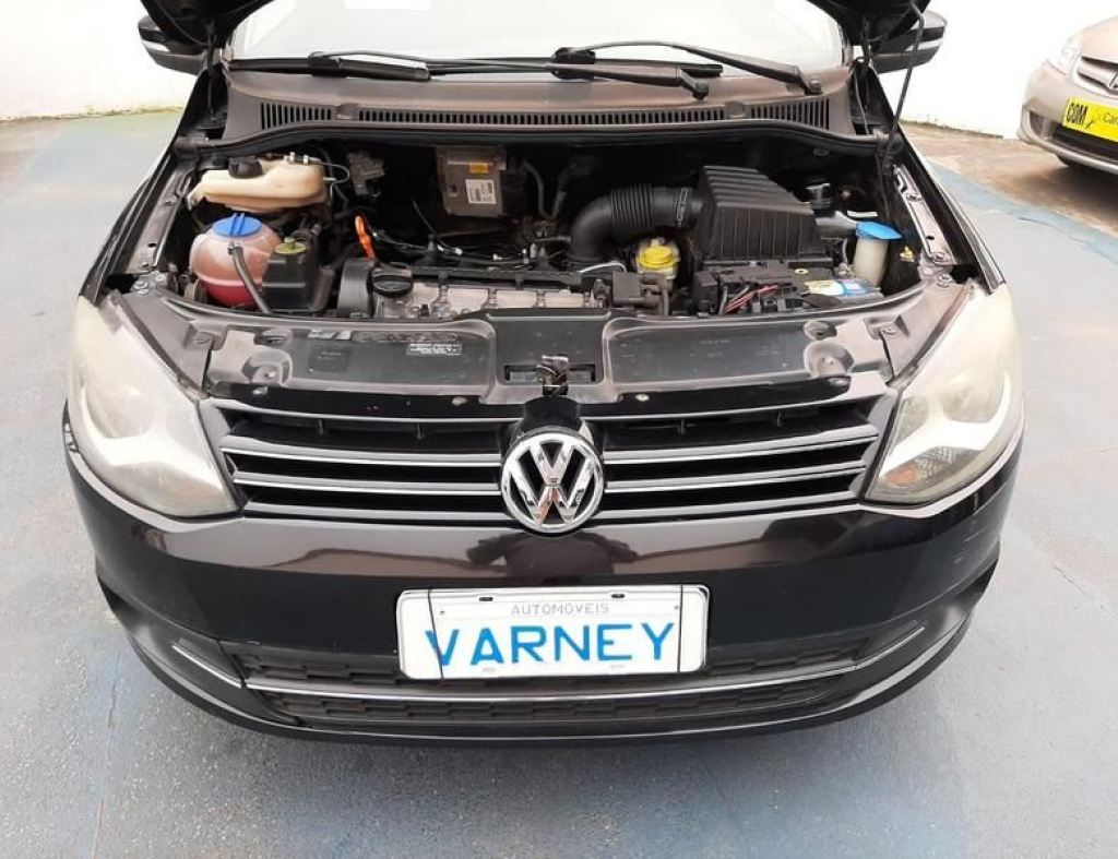 Volkswagen Spacefox Highline 1.6 Automatico Flex 4 Portas Modelo 2011 imagem 19