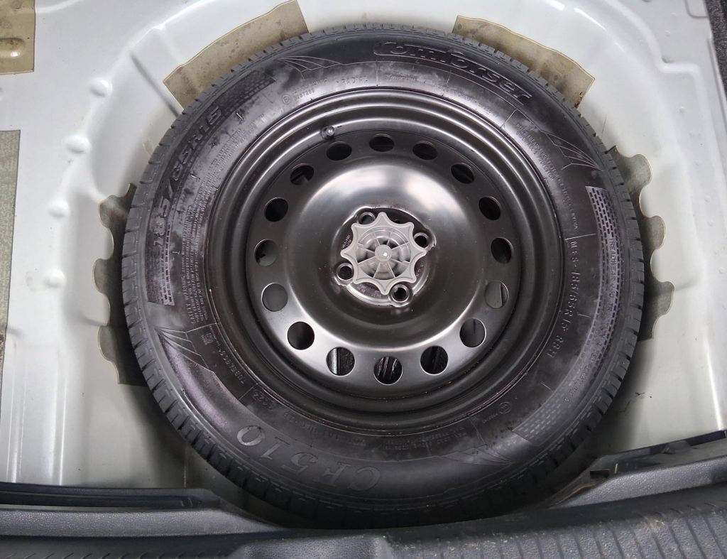 Volkswagen Polo Track 1.0 Flex 4 Portas Modelo 2024 imagem 9