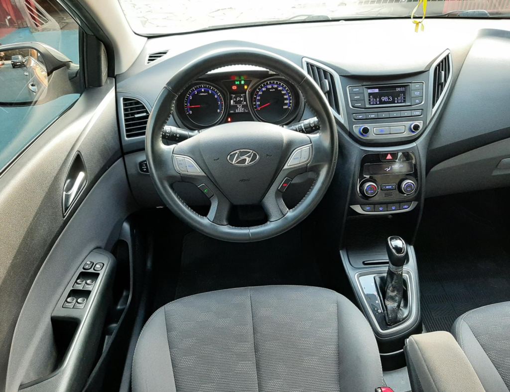 Hyundai Hb20 Premium 1.6 Automatico Flex 4 Portas Modelo 2016 imagem 15