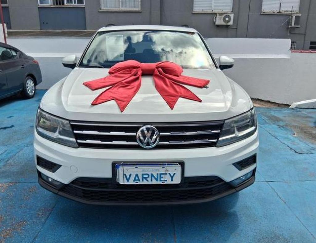 Volkswagen / Tiguan Allspace 1.4 Automático Flex 4 Portas Modelo 2020 imagem 2