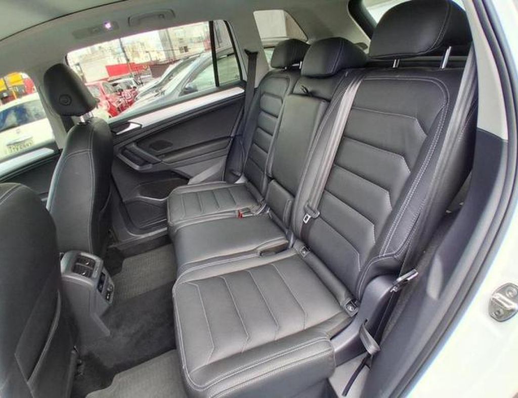 Volkswagen / Tiguan Allspace 1.4 Automático Flex 4 Portas Modelo 2020 imagem 10