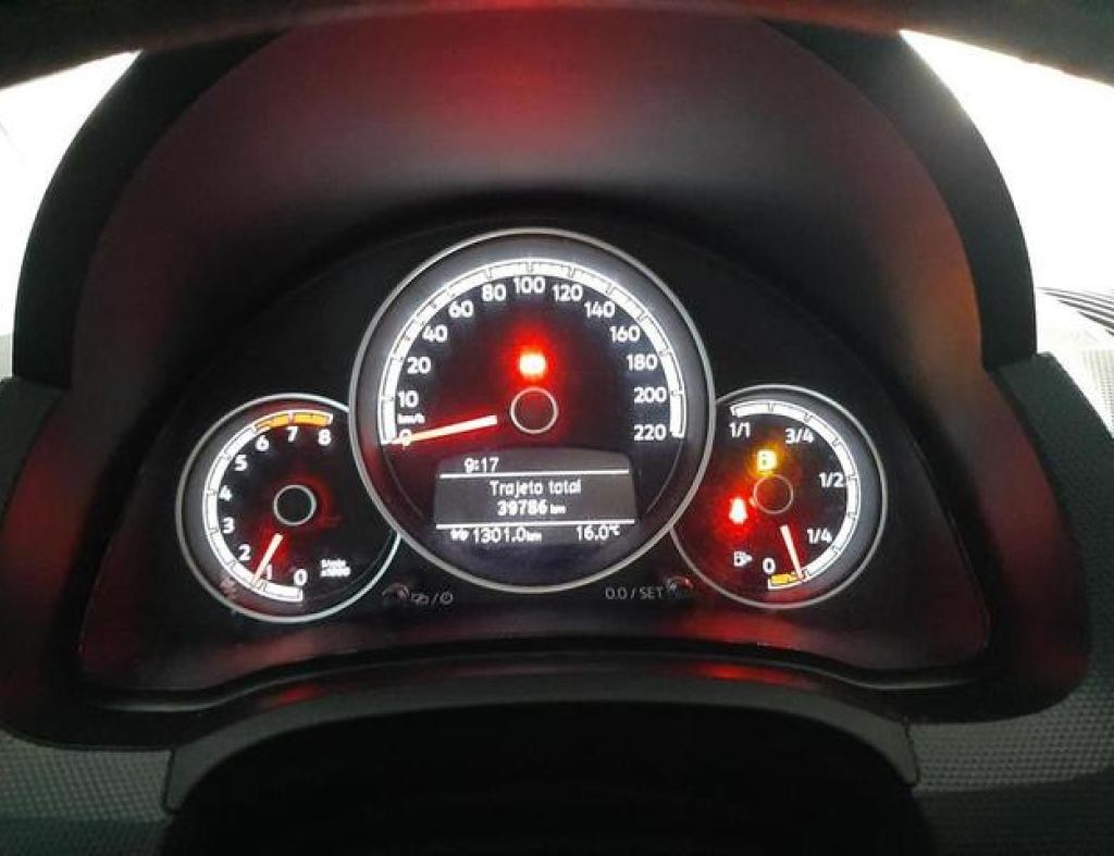 Volkswagen / Up Mpi 1.0 Flex 4 Portas Modelo 2020 imagem 16