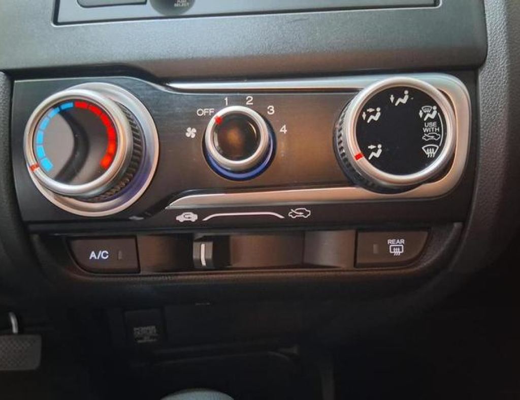 Honda / Fit Lx 1.5 Automático Flex 4 Portas Modelo 2017 imagem 16