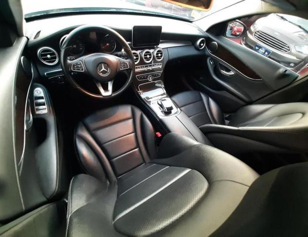 Mercedes-Benz C-180 Exclusive 1.6 Turbo Modelo 2015 imagem 11