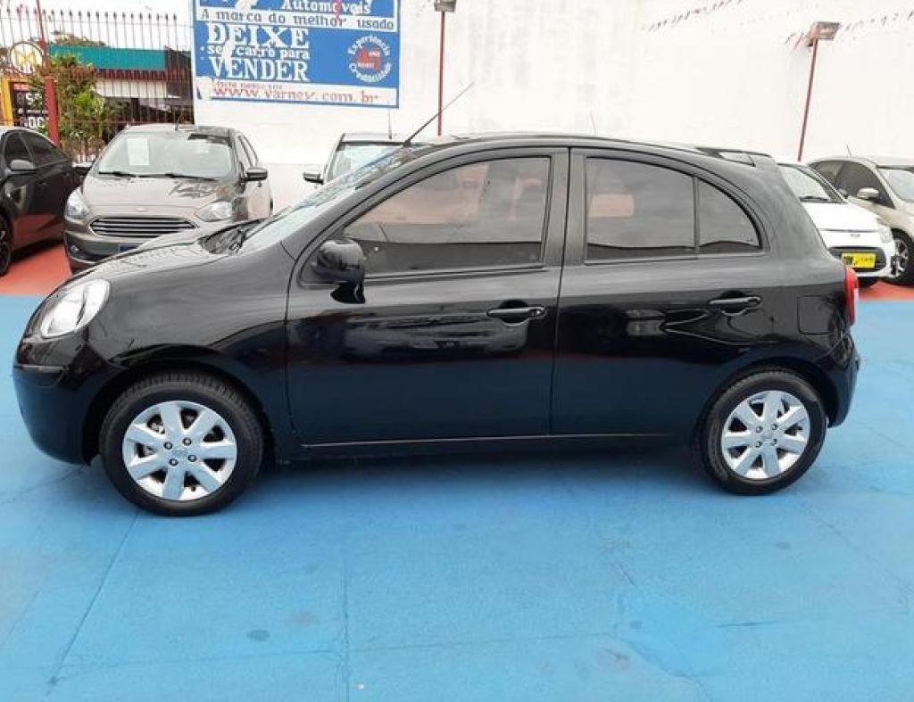 Nissan / March Sv 1.6 Flex 4 Portas Modelo 2014 imagem 4