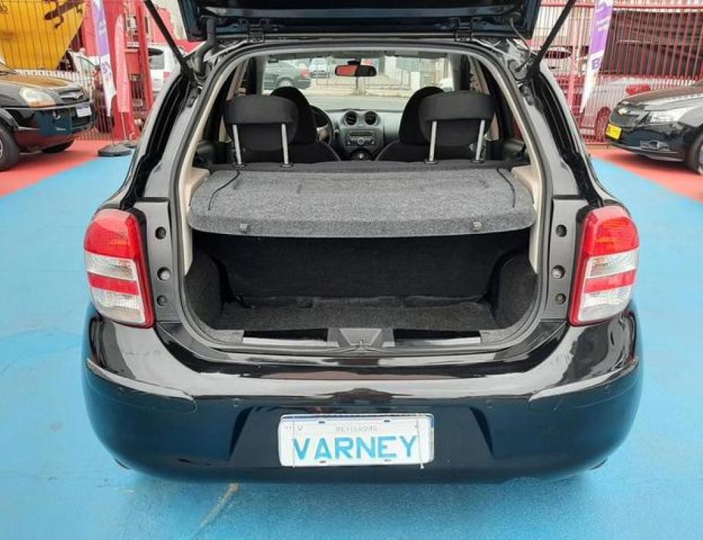 Nissan / March Sv 1.6 Flex 4 Portas Modelo 2014 imagem 9