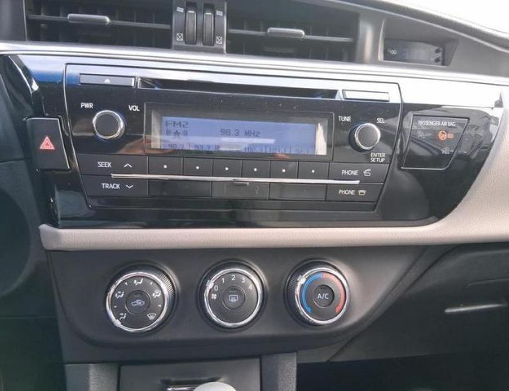 Toyota / Corolla Gli 1.8 Automático Flex 4 Portas Modelo 2016 imagem 13