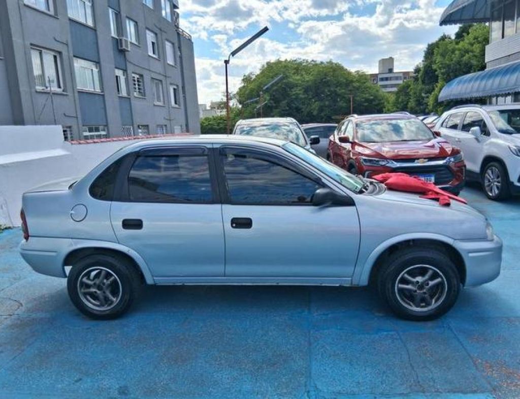 -Chevrolet / Classic Life 1.0 Flex 4 Portas Modelo 2010 imagem 5