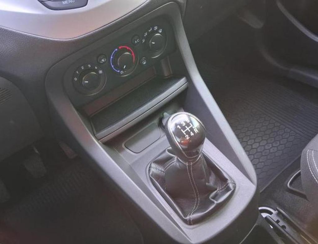 Ford / Ká Hatch 1.0 Flex 4 Portas Modelo 2018 imagem 15
