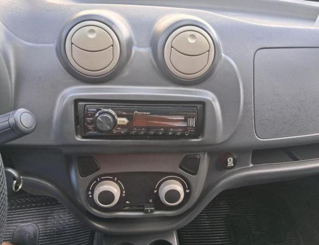 Fiat / Uno Vivace 1.0 Flex 4 Portas Modelo 2011 imagem 14