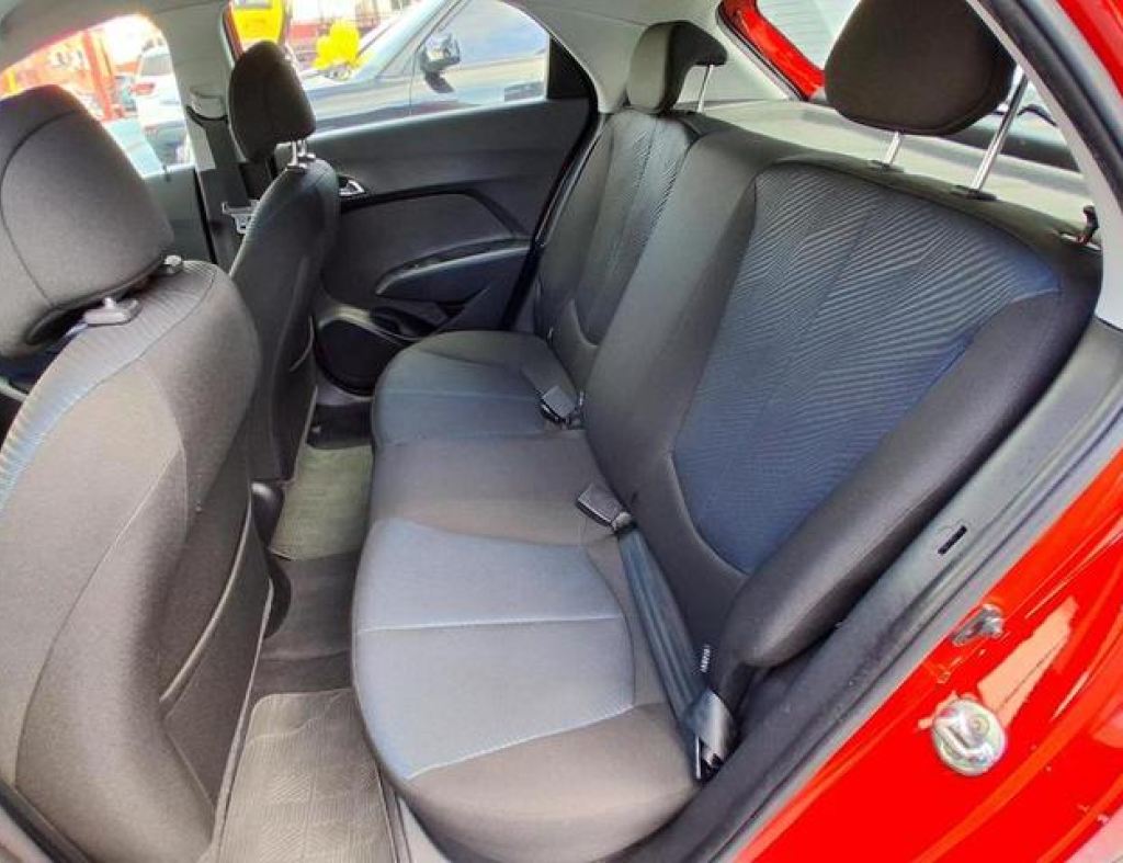 Hyundai / Hb20 Confort 1.6 Flex 4 Portas Modelo 2015 imagem 9