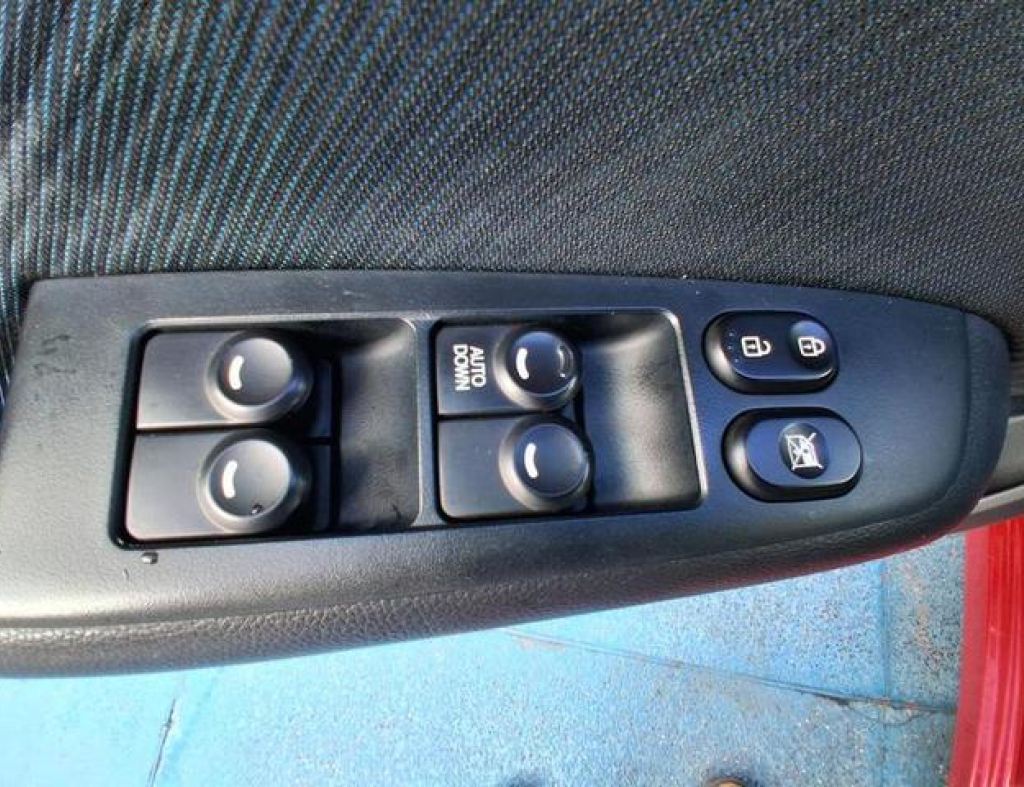 Hyundai / Hb20 Confort 1.6 Flex 4 Portas Modelo 2015 imagem 13