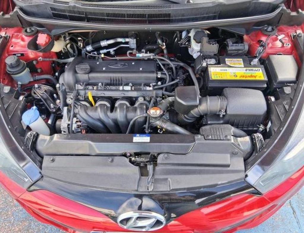 Hyundai / Hb20 Confort 1.6 Flex 4 Portas Modelo 2015 imagem 19